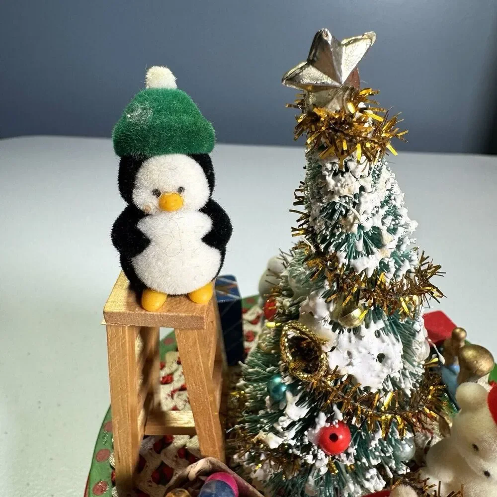 Rare Enesco 1986 X-mas Tree Gifts Revolving Musical | Vintage Christmas‎ #313327
